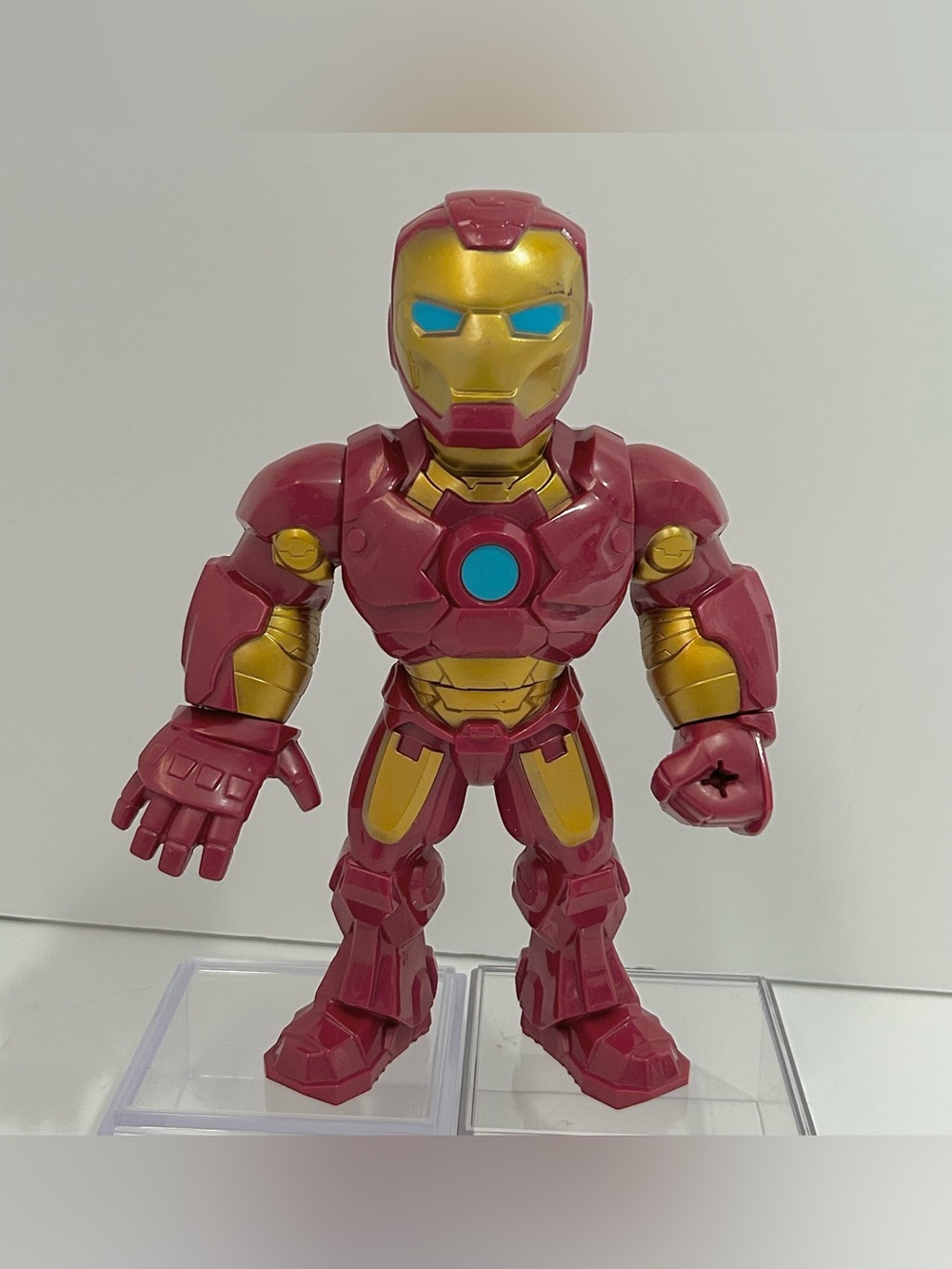 Hasbro Playskool Heroes Marvel Super Hero Adventures Mega Mighties Iron Man